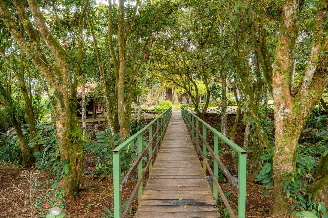 La Fortuna Natural Green エクステリア 写真